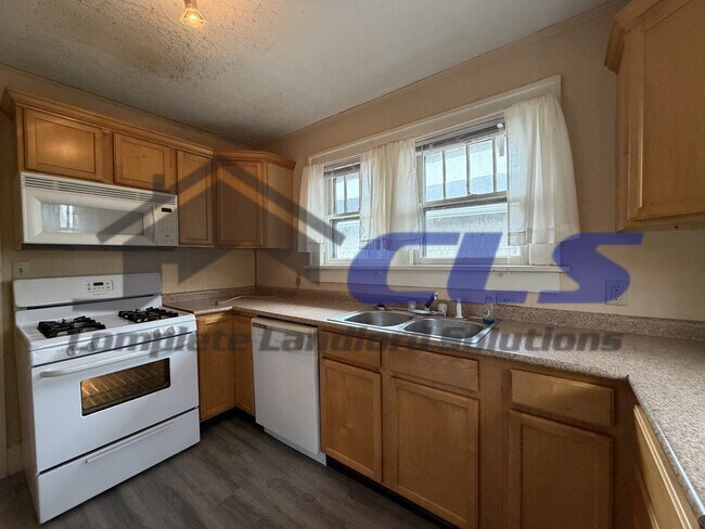 Photo - 2519 Cruft St