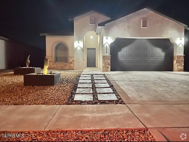 Building Photo - 2836 Tierra Oasis St Rental