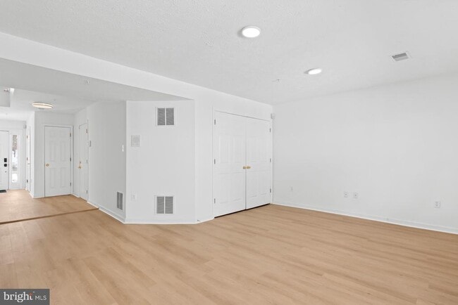 Photo - 8725 Silent Ct