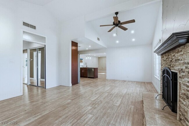 Photo - 6353 Whippoorwill Way