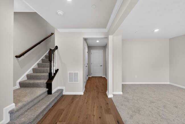 Photo - 119 Breckenridge Ct