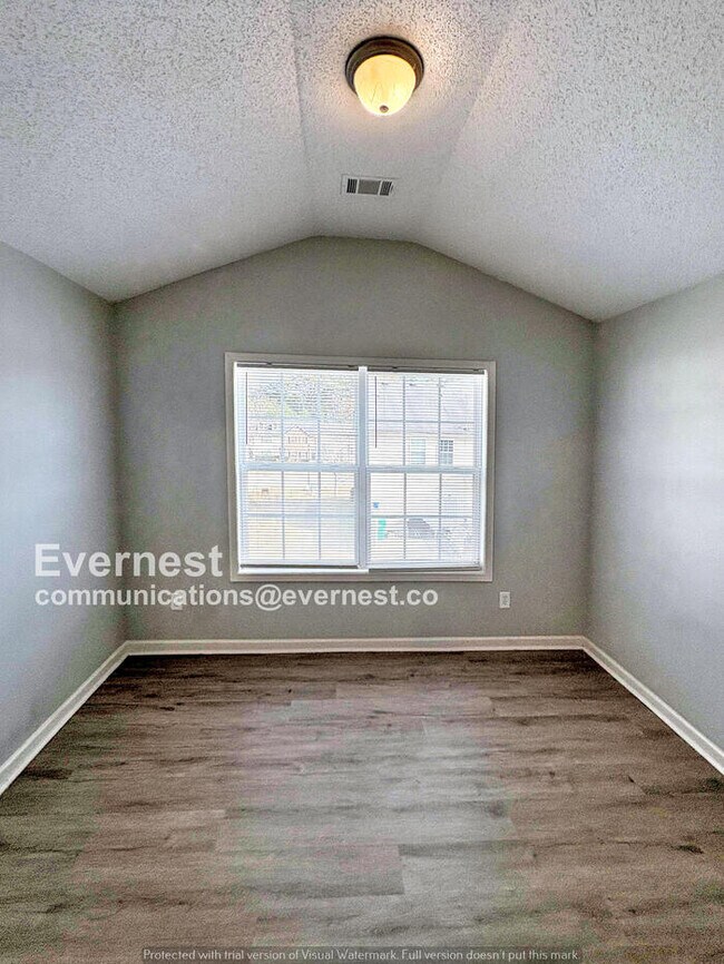 Photo - 8612 Thomas Ln