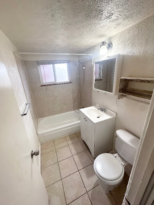 Photo - 3475 Ames St