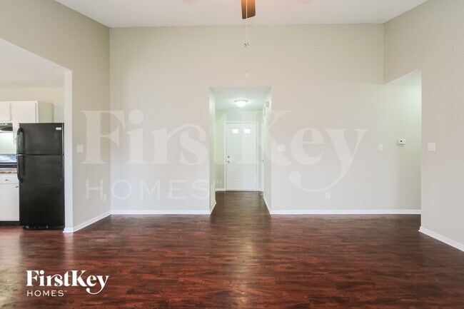 4007 Magnolia Dr