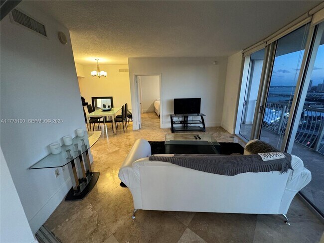Photo - 1750 N Bayshore Dr Unit 3114