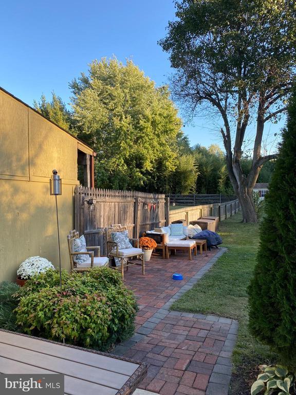 Photo - 130 E Marshall Ave