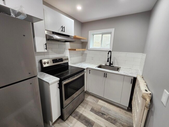 Building Photo - 90 Wentworth St Unit 2