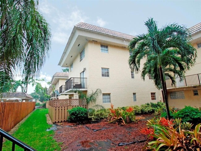 Photo - 8650 SW 109th Ave Unidad 3117 Rental