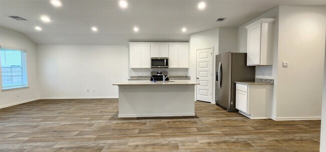 Photo - 3610 Lanercost Ln