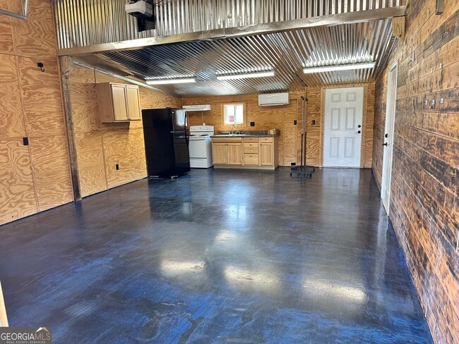 Photo - 315 Pinehill Rd