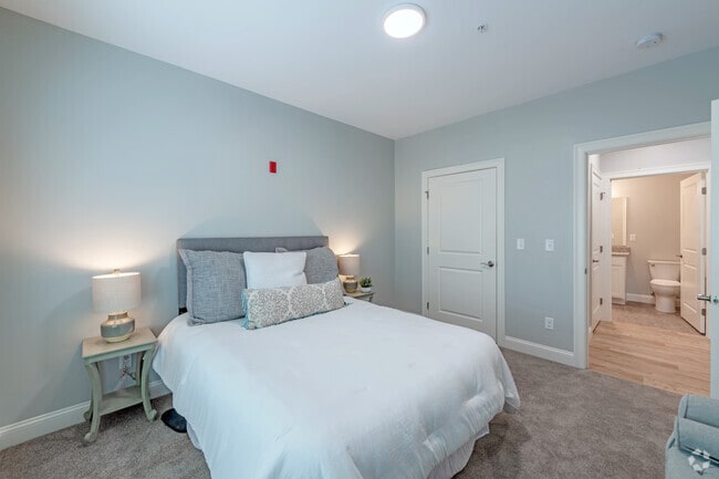 1 BR, 1 BA