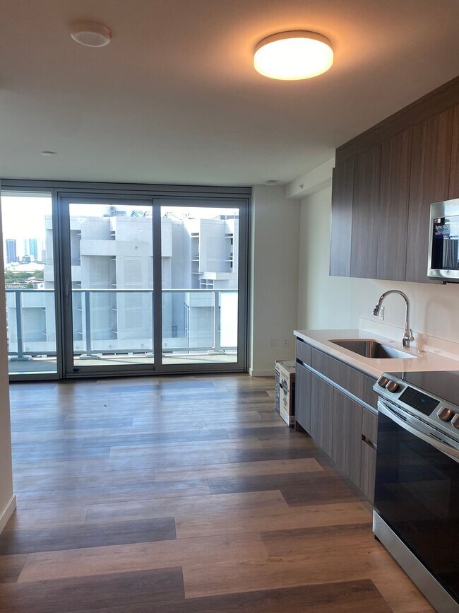 Building Photo - The Park Of Keeaumoku- Newly open condo, S... Unit 1210R