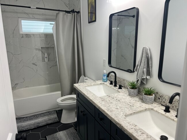 Photo - 3513 Saint Anthony Ave