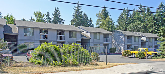 Evergreen Ridge Apartments - Evergreen Ridge Apartments
