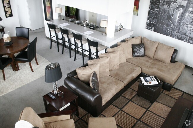 Living Room - Nettleton Commons Apartments