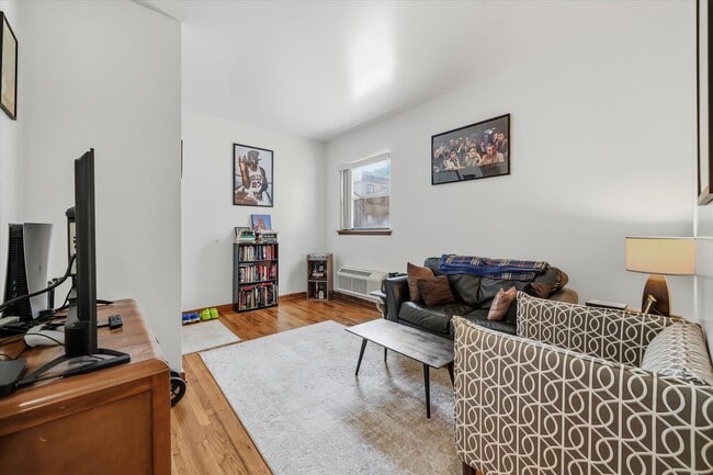 Photo - 416 68th St Unit 15