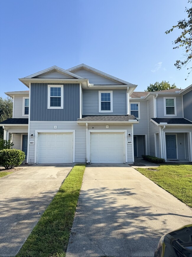 Photo - 1609 Biscayne Bay Cir