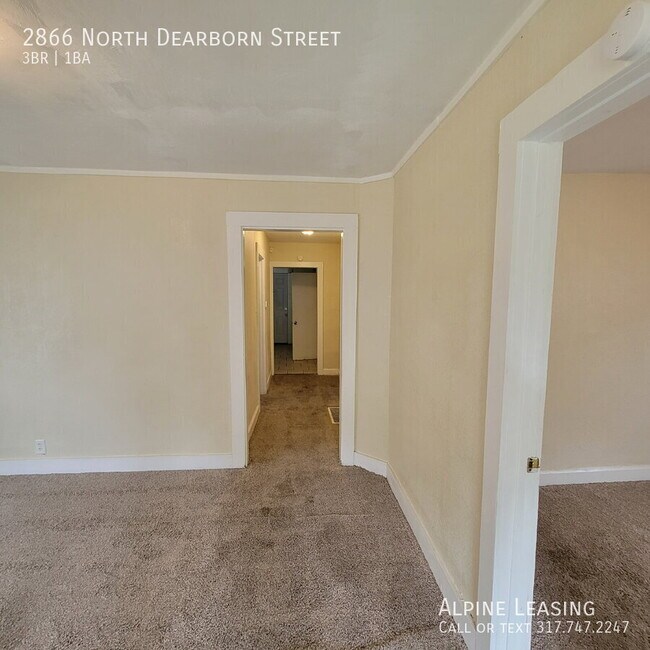 Photo - 2866 N Dearborn St