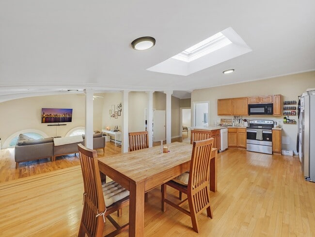 Photo - 4942 N Sheridan Rd Unit 8
