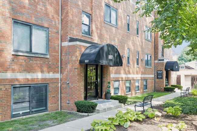 Photo - Kenmore Park Apartments in Elmhurst