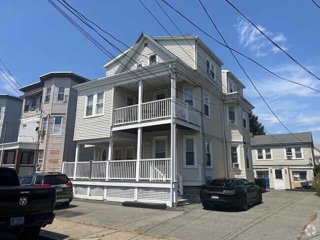 Building Photo - 16 Wave Way Unit 1 Rental