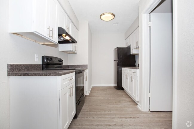 Kitchen - Marathon Drive