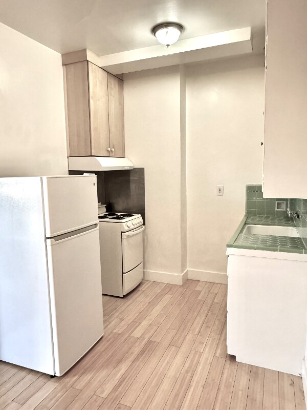 Photo - 2818 Telegraph Ave Unit 10