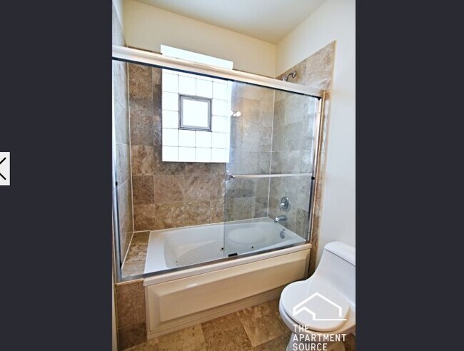 Photo - 5140 N Clark St Unit 2