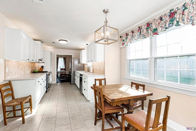 Photo - 10859 Cal Rd