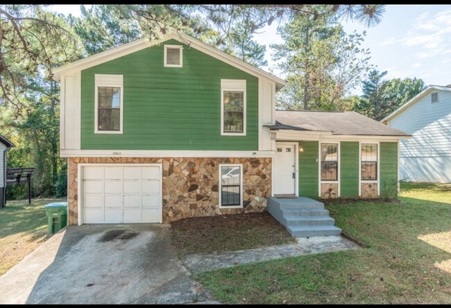 Building Photo - 5500 Singleton Rd Rental
