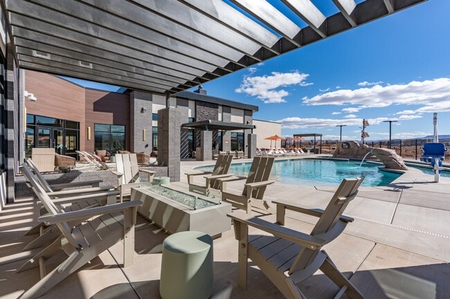 The Vue At Desert Color
