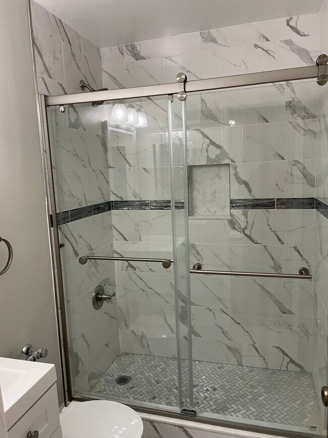 Photo - 3615 Waldo Ave Unit 1