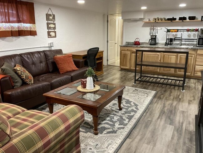 Photo - 307 W Robinson St Townhome