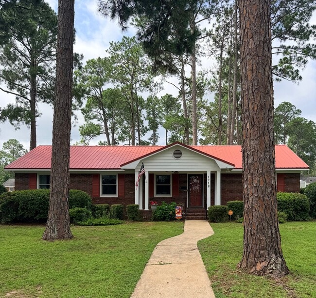 Building Photo - 1718 Myrtle Rd