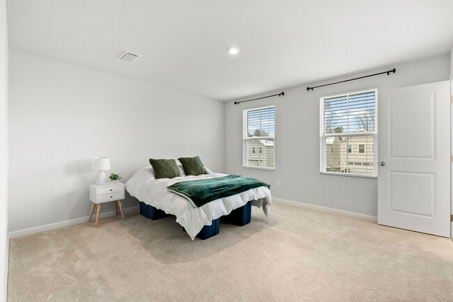 Photo - 161 Robinia Rd