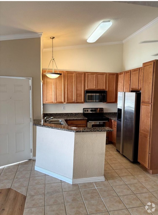 Building Photo - 78650 Avenue 42 Unit 604 Rental