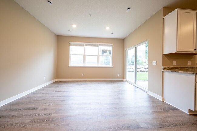 Photo - 16415 Jaffna Pl