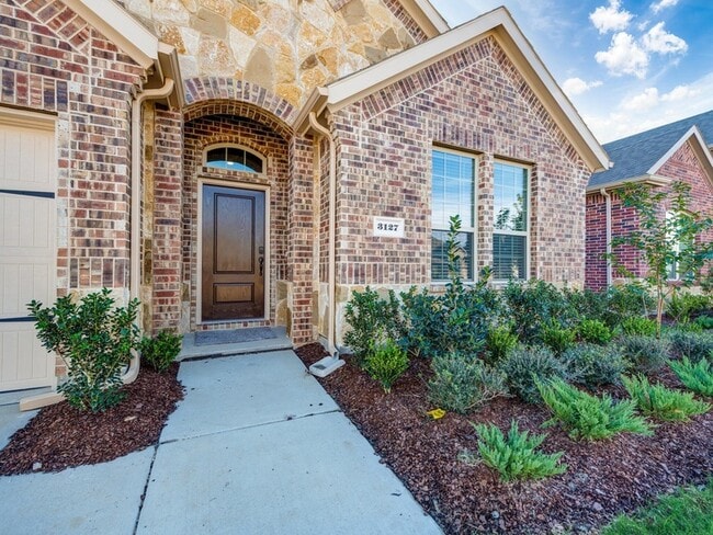 Photo - 3127 Maverick Dr