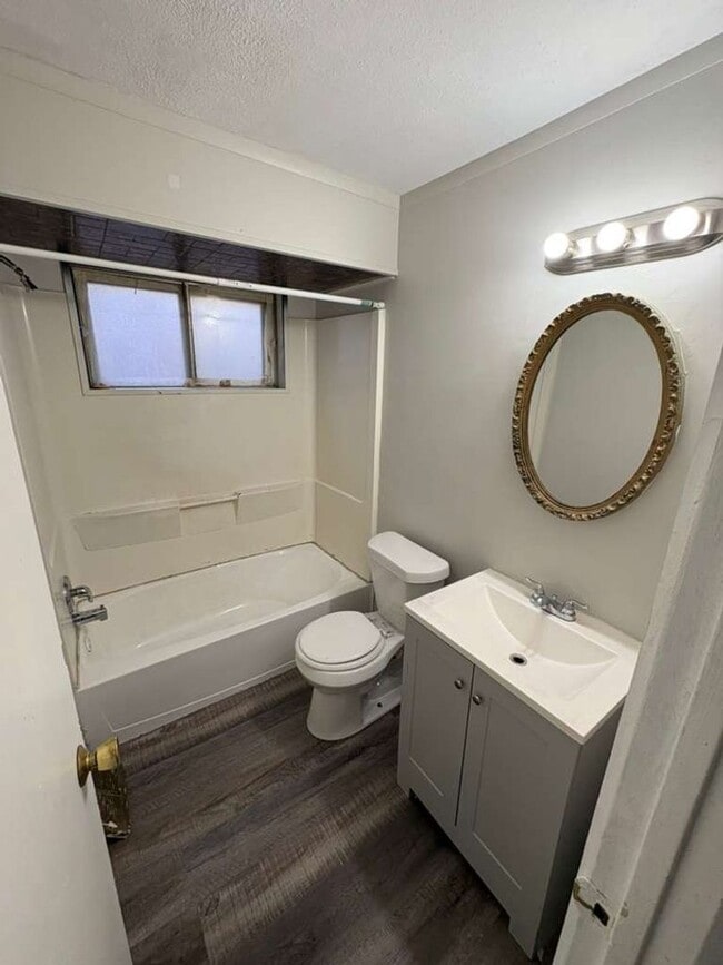 Photo - Spacious & Updated Bedford Home with Modern Touches