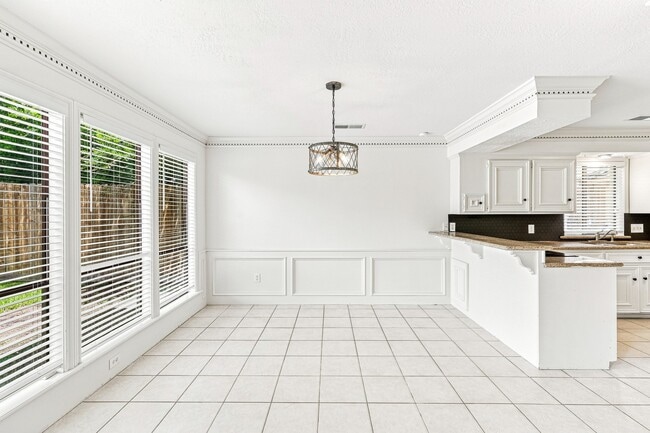 Photo - 15907 Spring Forest Dr