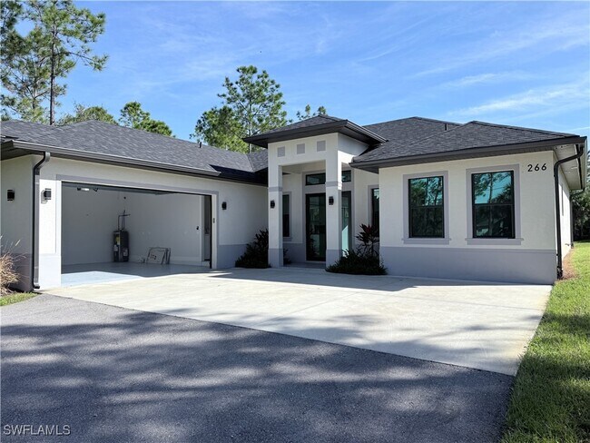 Photo - 2266 Desoto Blvd S House