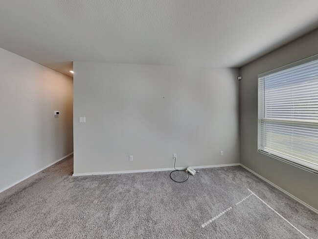 Photo - 6261 Outrigger Rd