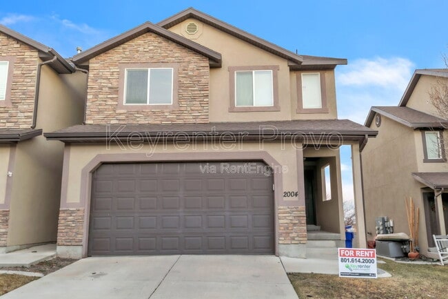 Photo - 2004 Churchill Dr