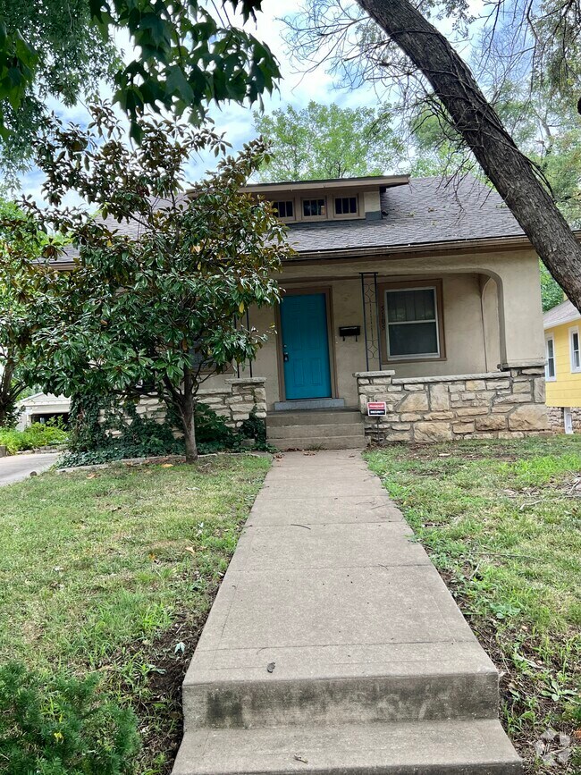 Rockhurst University OffCampus Housing & Apartments ForRentUniversity