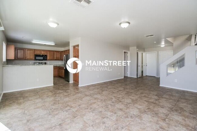 Photo - 4 Bedroom Pet-Friendly Home in San Tan Valley, AZ with Main Street Renewal