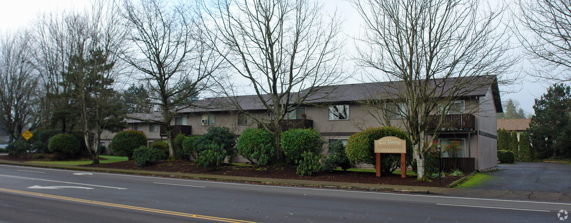 Cal Young Apartments - Cal Young Apartments