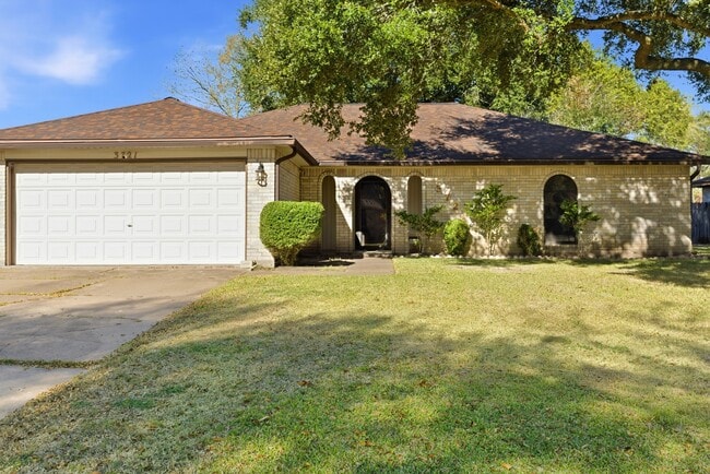 Photo - 3721 Avenue R