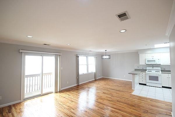 Photo - 247 Terrace Ave Unit 2