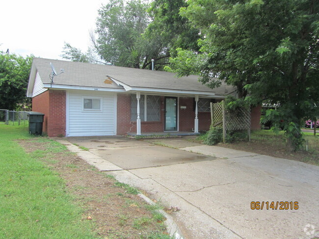 Building Photo - 4-bedroom in Midwest for Rent Rental