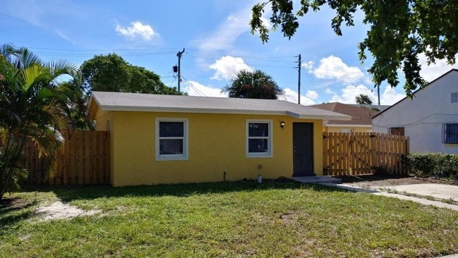 Photo - 1018 14th St Casa